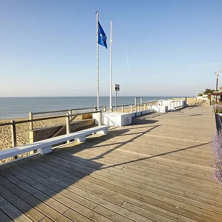 Maison à 100m De La Plage, Parc Du Rocher, Pour 4/5 Pers. - Fr-1-194-354 * La Tranche-sur-Mer