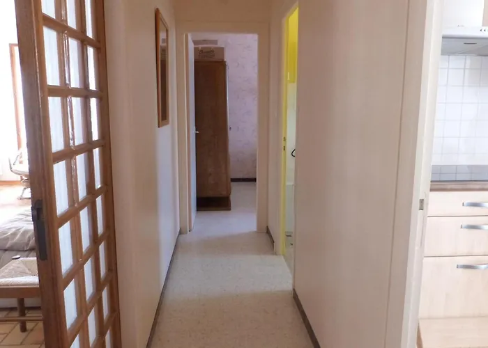 Hébergement de vacances Maison A 100m De La Plage, Parc Du Rocher, Pour 4/5 Pers. - Fr-1-194-354 *