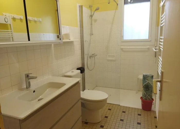 Maison A 100m De La Plage, Parc Du Rocher, Pour 4/5 Pers. - Fr-1-194-354 Hébergement de vacances